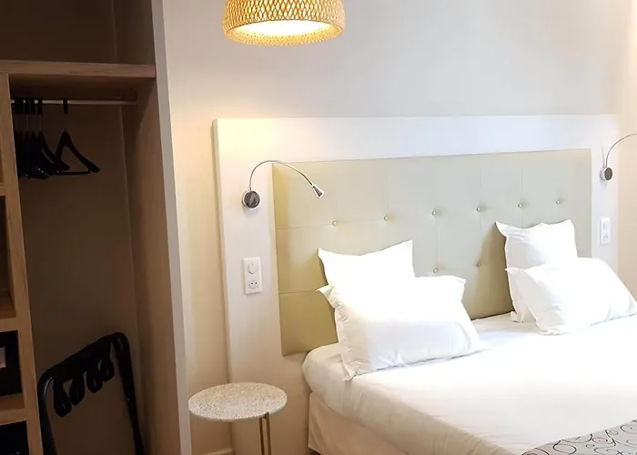 Hôtel Montaigne